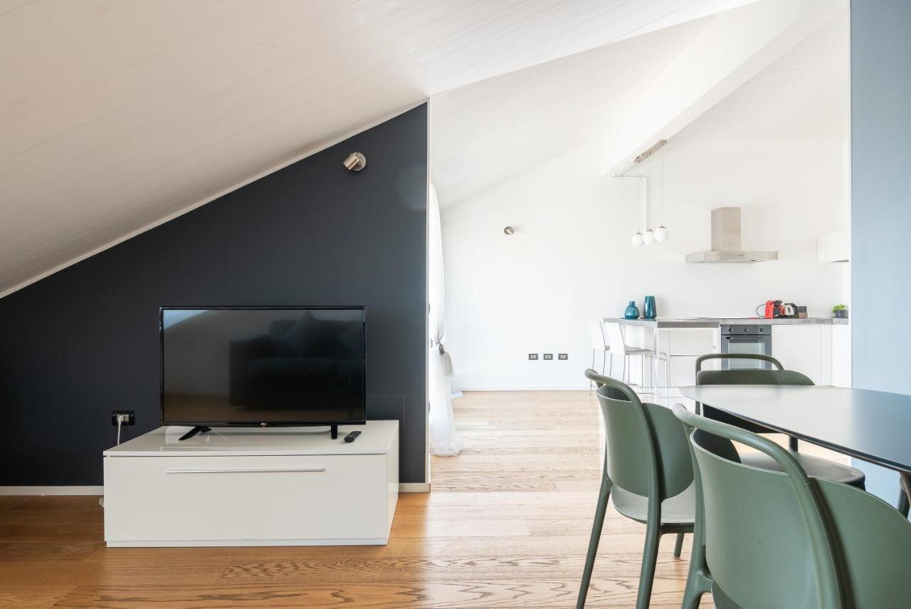 Easyhomes - Brera Luxury Suites ميلان المظهر الخارجي الصورة