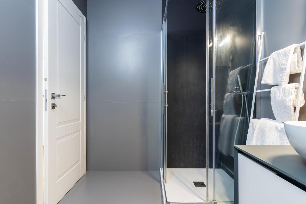 Easyhomes - Brera Luxury Suites ميلان المظهر الخارجي الصورة
