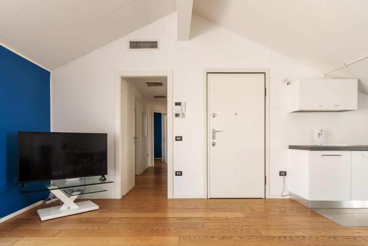 Easyhomes - Brera Luxury Suites ميلان المظهر الخارجي الصورة