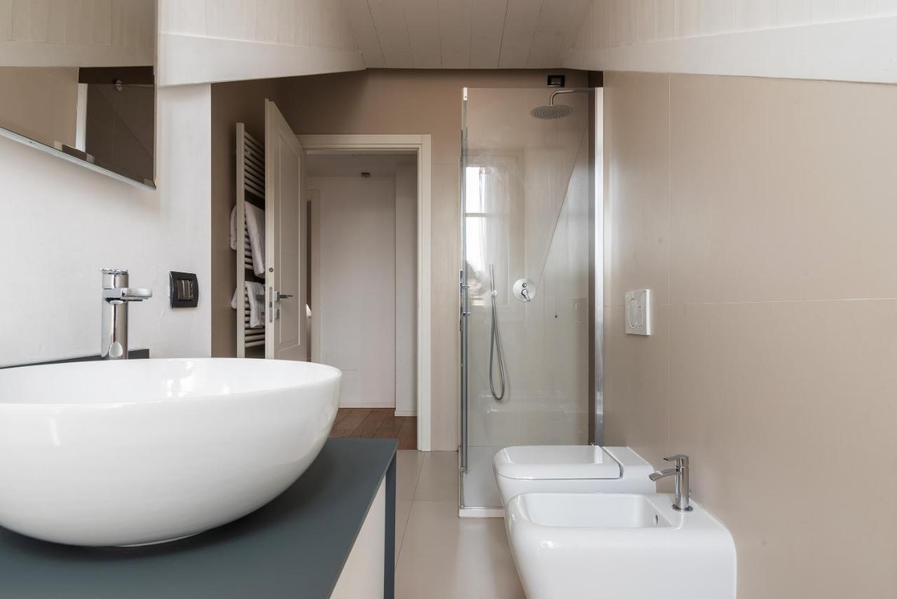 Easyhomes - Brera Luxury Suites ميلان المظهر الخارجي الصورة